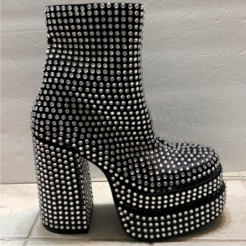 Steve Madden Cobra-R ankle boots size 6.5